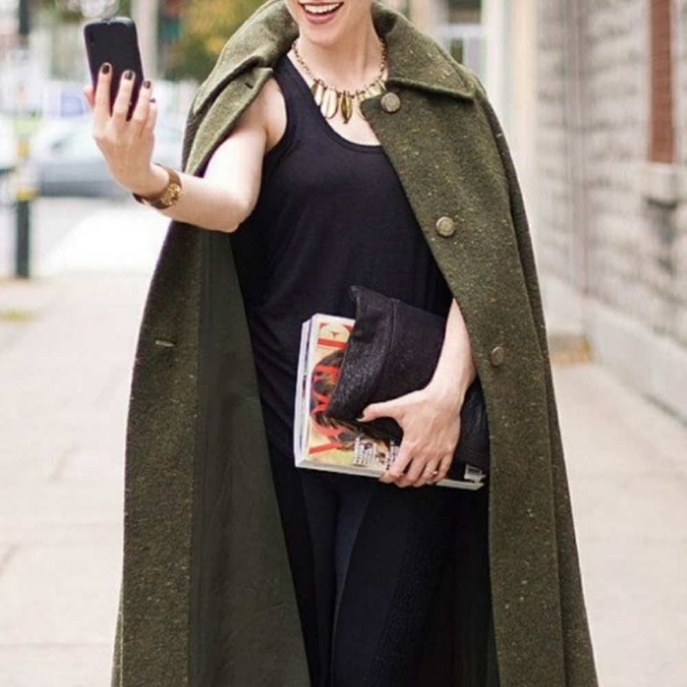 Rare BURBERRY PRORSUM Autumn Collection Wool Alpaca cape coat stunning warm